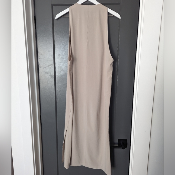 Lululemon Lab Lahar dress - Picture 3 of 9